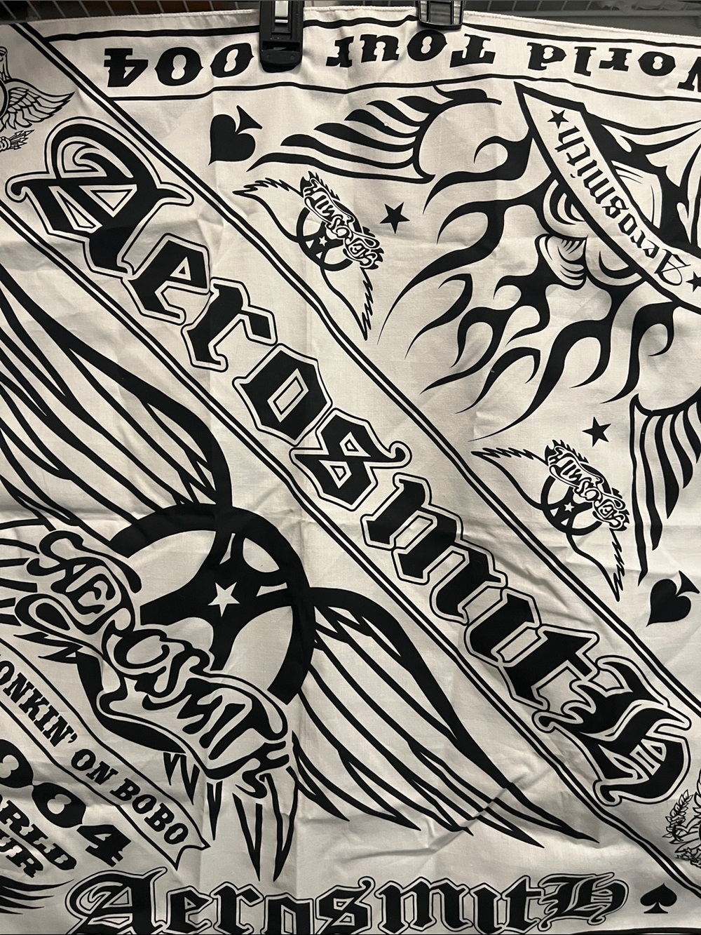 MINT Vintage Aerosmith Bandana Honkin' On Bobo 2004 World Tour Scarf 25x25 CRISP